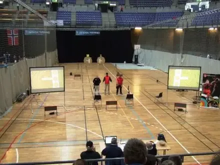 Første finale skyting