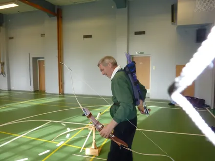 Keith tester skibueskytter utstyr